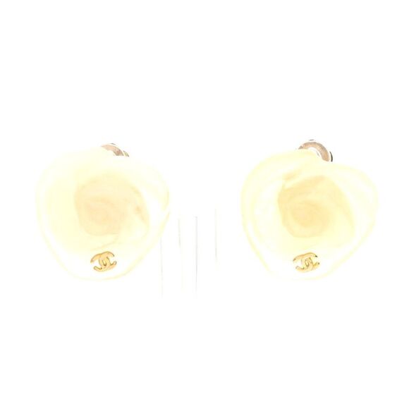 Chanel Camellia Earrings Gold Plated Plastic - Picture 1 of 6
